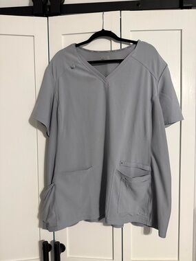 Cherokee iFlex Light Gray Scrub Top